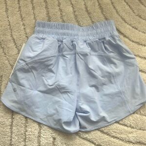 LULULEMON - Track that MR short